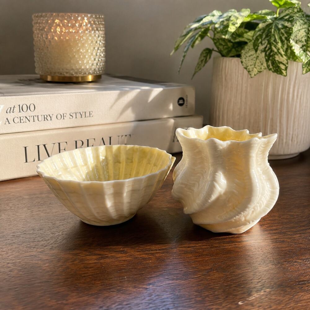 Belleek Ireland Toy Shell Yellow Porcelain Bowls Set of 2 Shell